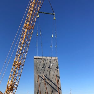 LGH top rigging for a crane pick, including slings, shackles, sheave blocks, and more.